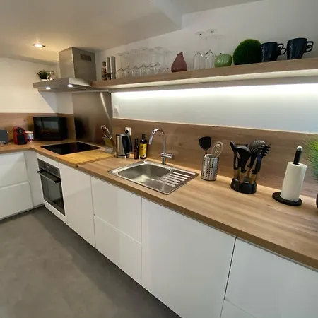 Duplex Le 12 - Avec Terrasse Dans Le Vignoble - 5 Mn Du Centre De Colmar Apartmán
